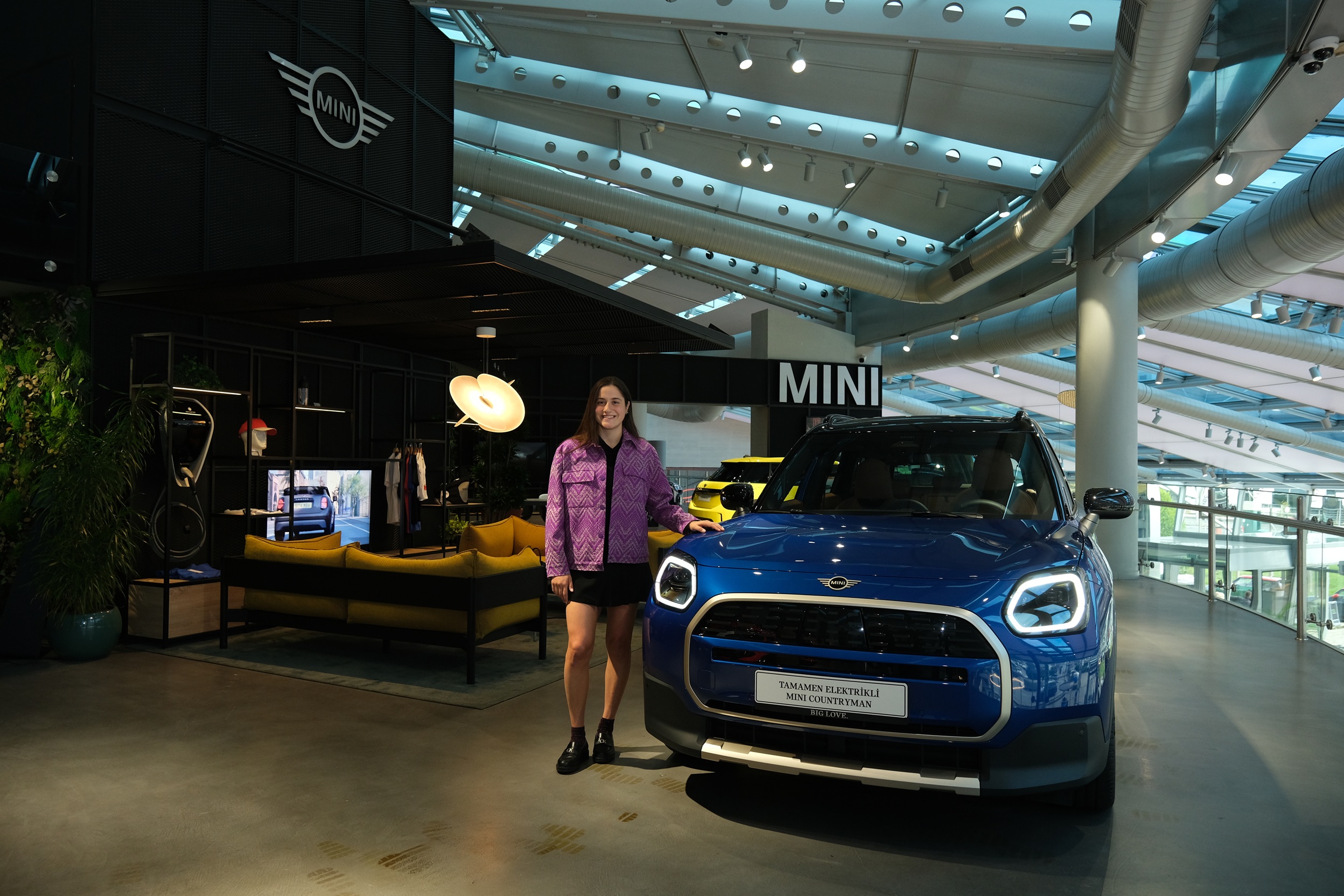 MINI, Ultra Maraton Yüzücüsü Aysu Türkoğlu’nun Sınır Tanımayan Yolculuğuna Eşlik Ediyor